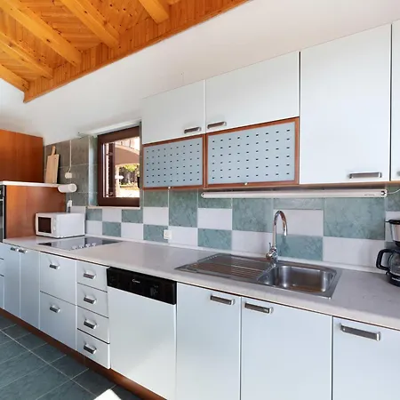 Apartment Limun-3 By Interhome