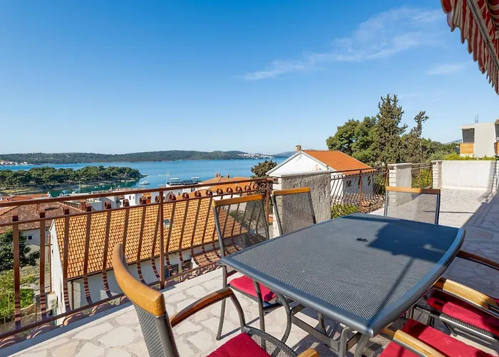 Limun-3 By Interhome Appartement Trogir